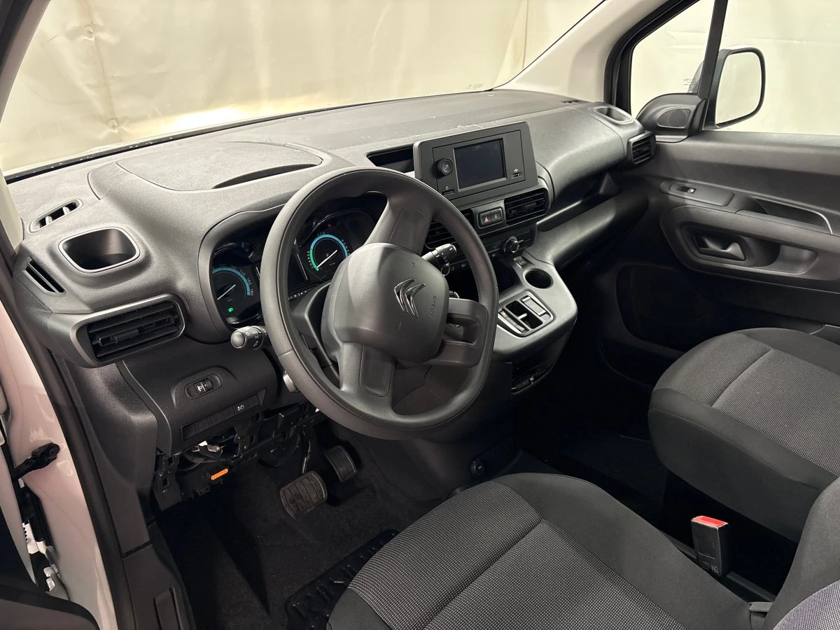 Citroen Berlingo 50 kWh, снимка 8 - Автомобили и джипове - 54113558