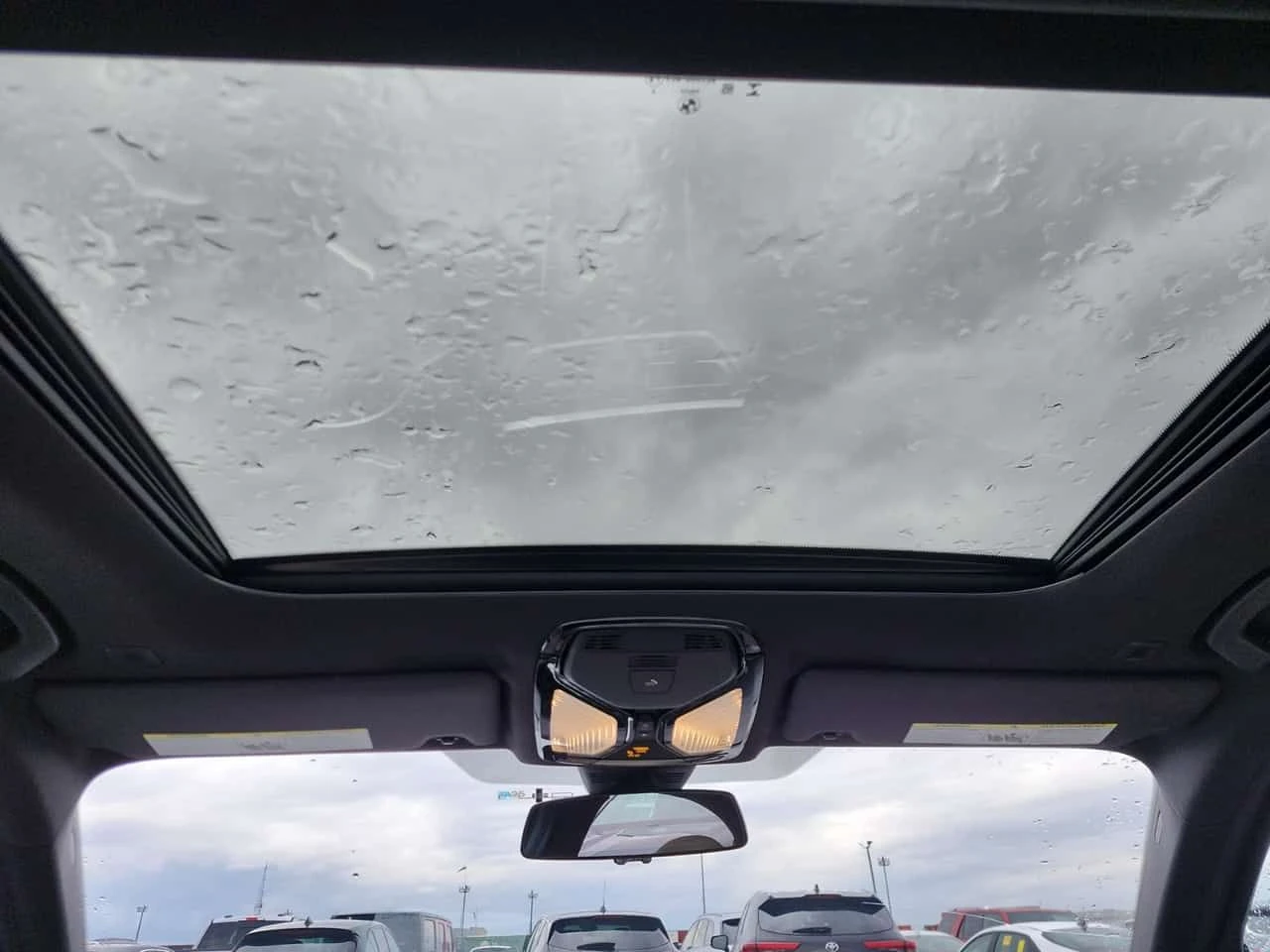 BMW 330 I xDrive| PANORAMA| ПОДГРЕВИ| 2 КЛЮЧА| CARFAX| , снимка 13 - Автомобили и джипове - 54228136