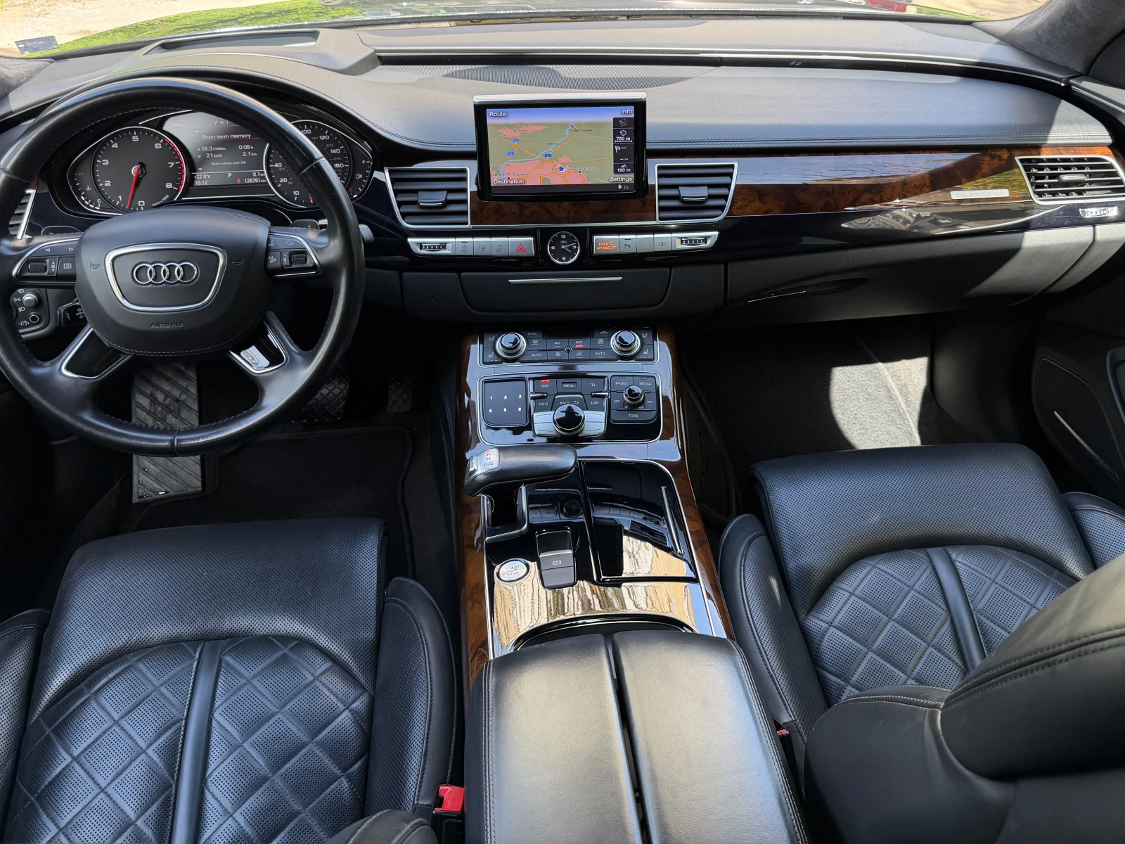 Audi A8 LONG 4.0 TFSI S-LINE, снимка 10 - Автомобили и джипове - 54229032