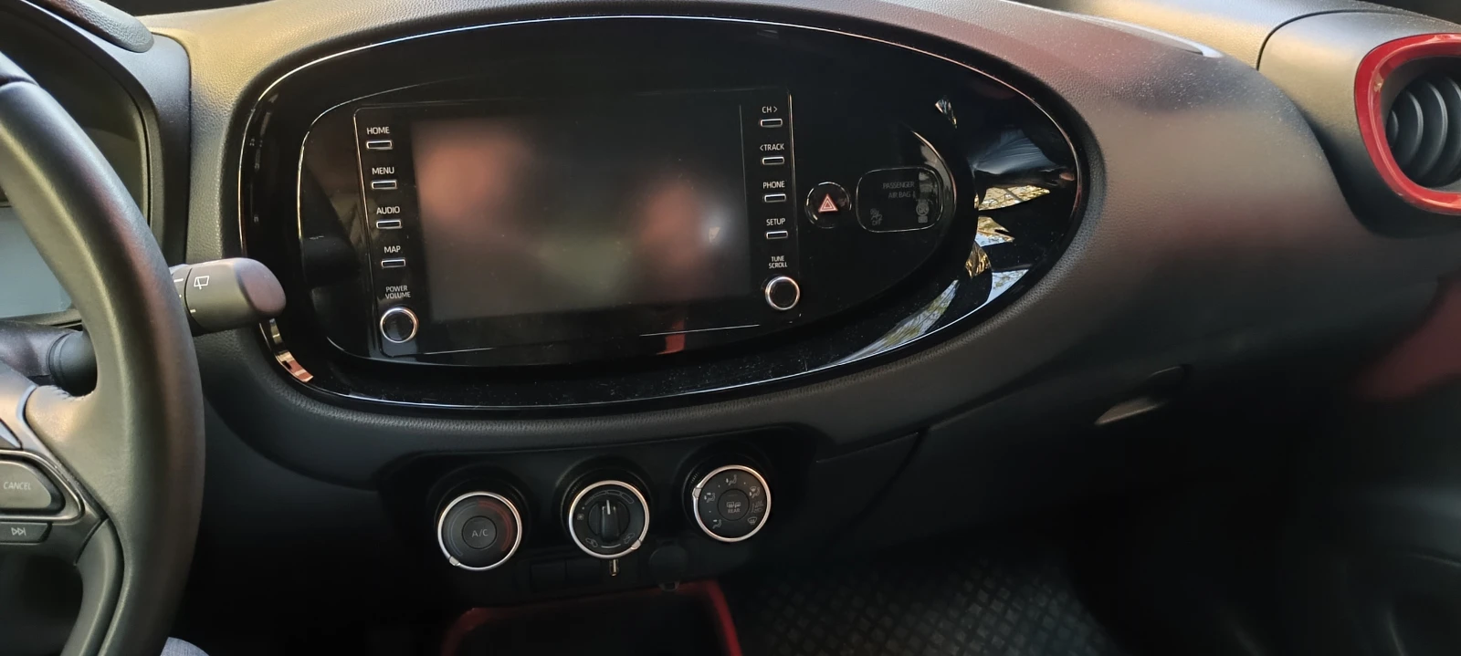 Toyota Aygo X PULSE, снимка 13 - Автомобили и джипове - 54345360
