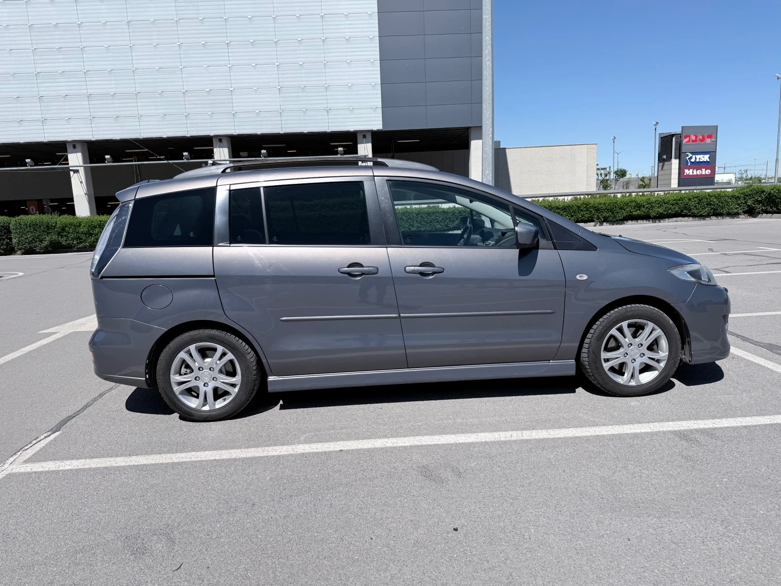 Mazda 5 2.0i, снимка 6 - Автомобили и джипове - 54550376