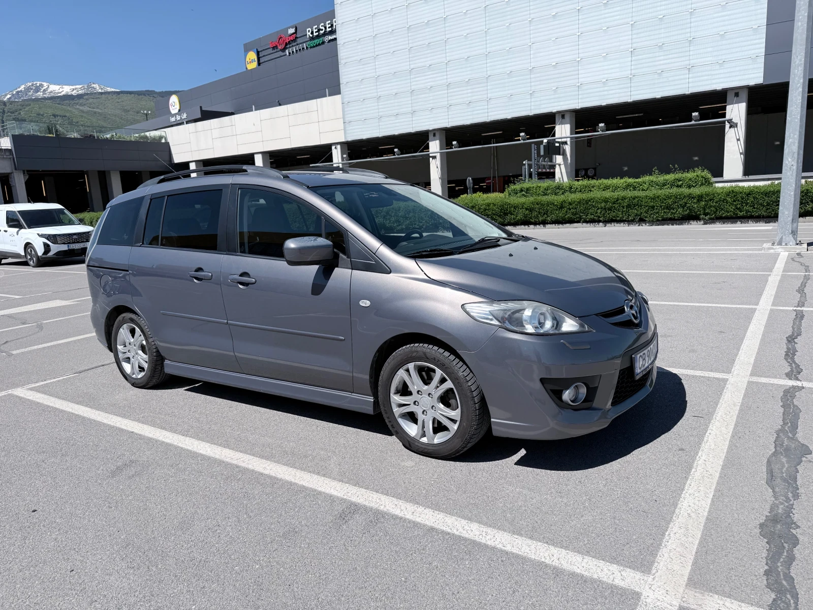 Mazda 5 2.0i, снимка 7 - Автомобили и джипове - 54550376