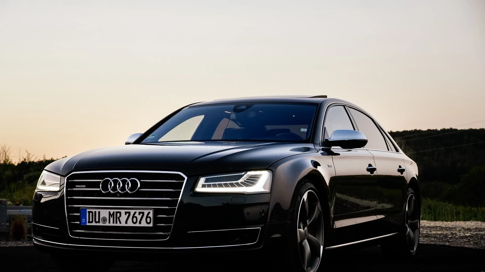 Audi A8 Long - Diplomat, снимка 2 - Автомобили и джипове - 55532982