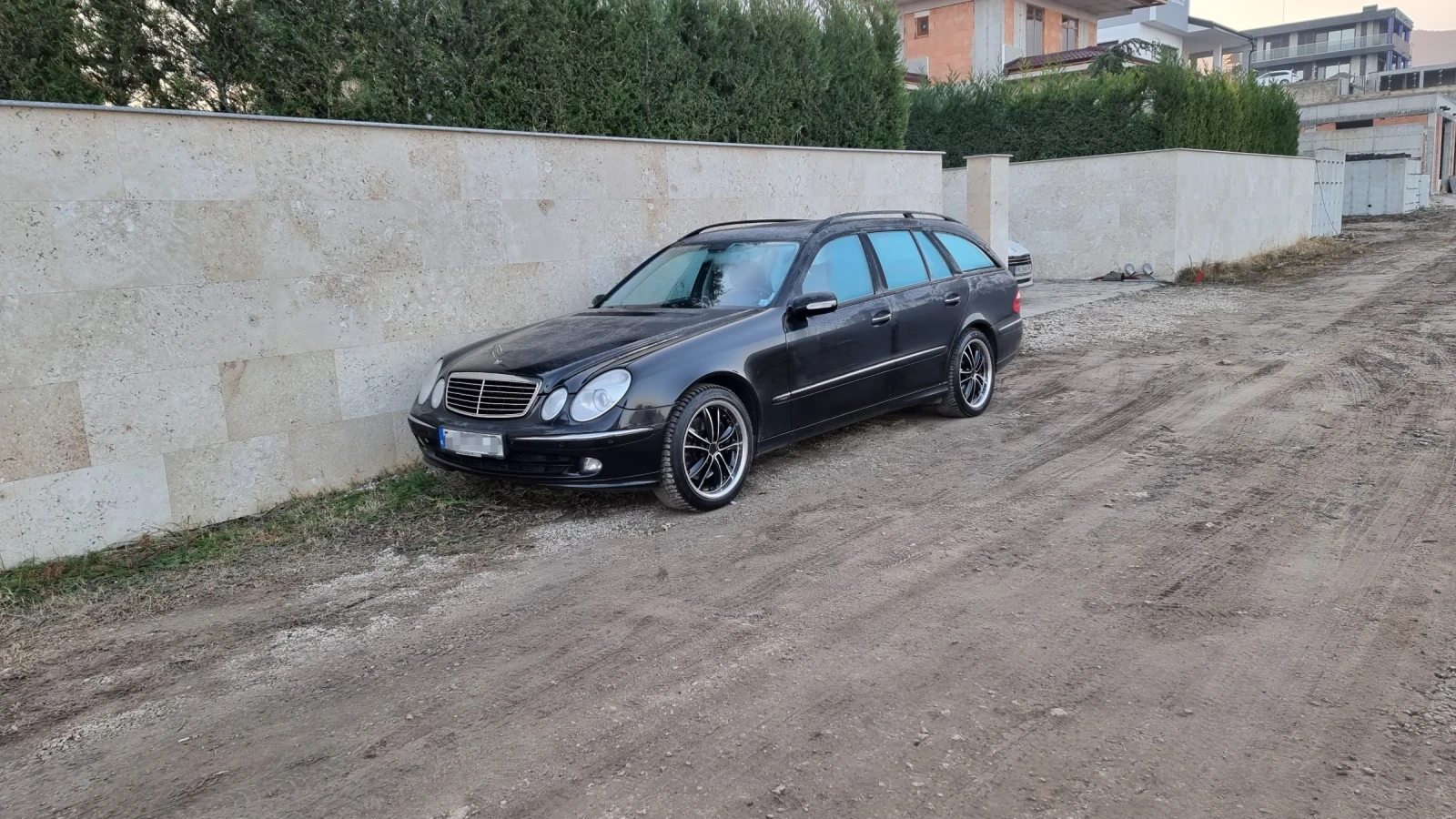 Mercedes-Benz E 280 4matik, airmatik, harman/kardon, печка, снимка 13 - Автомобили и джипове - 55684468
