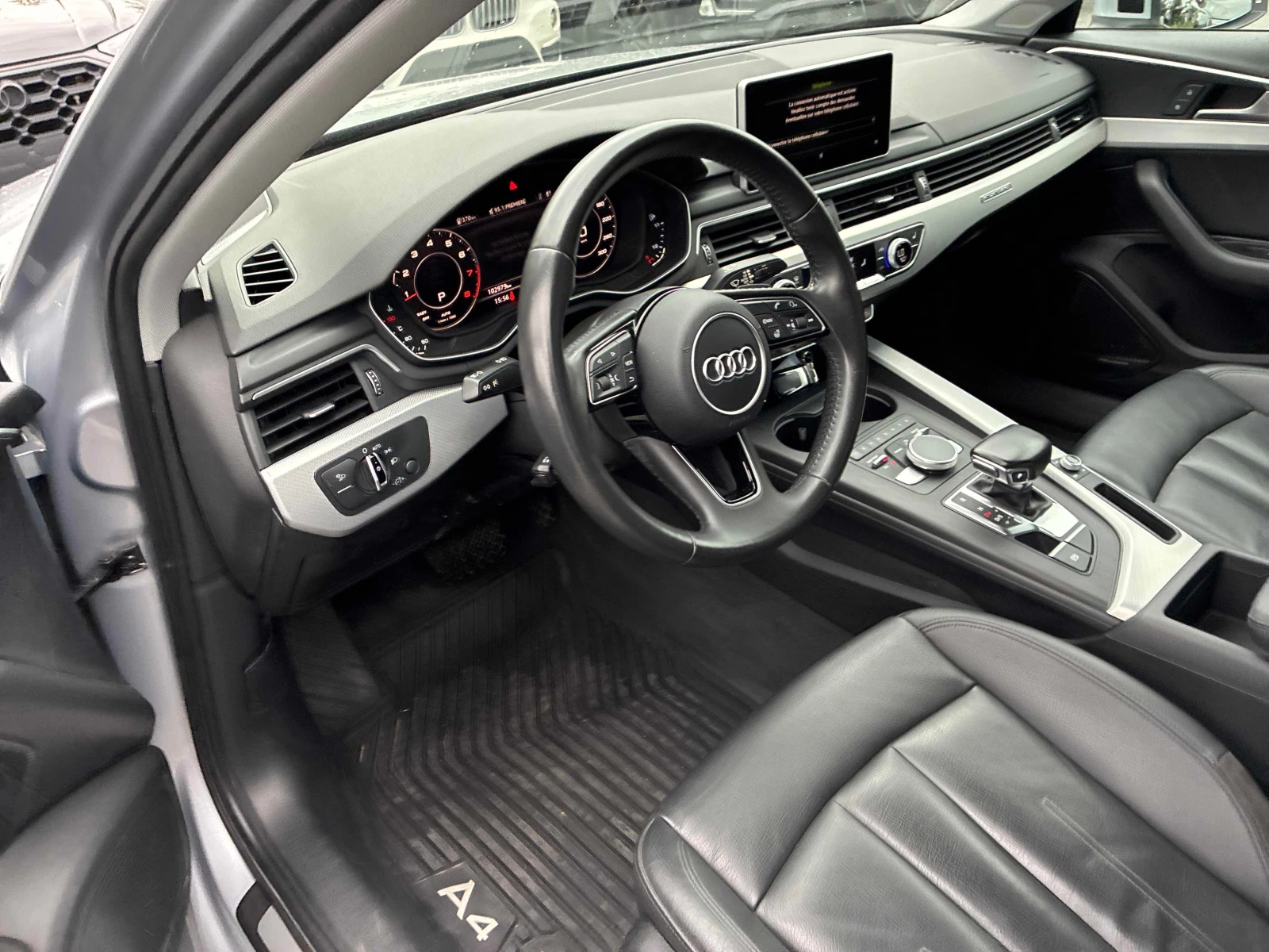Audi A4 Technik | CARFAX | АВТОКРЕДИТ БЕЗ ПЪРВОНАЧАЛНА , снимка 7 - Автомобили и джипове - 56079098