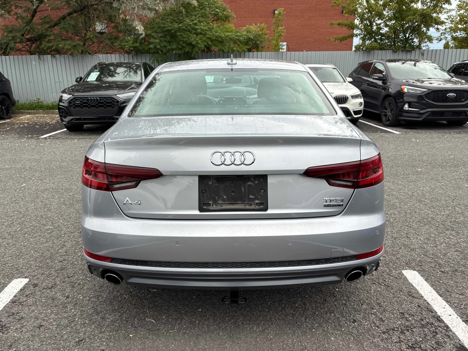 Audi A4 Technik | CARFAX | АВТОКРЕДИТ БЕЗ ПЪРВОНАЧАЛНА , снимка 5 - Автомобили и джипове - 56079098