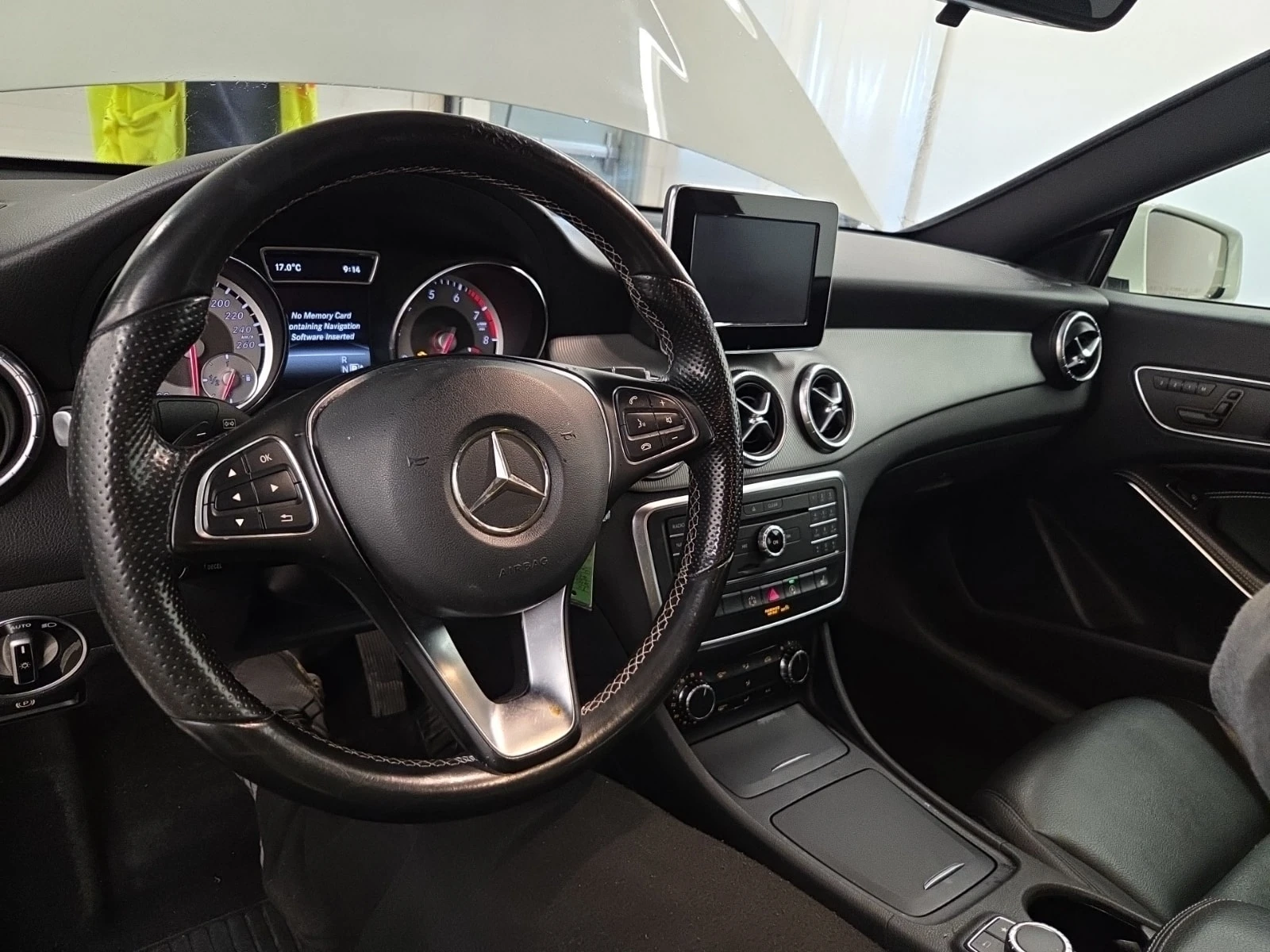 Mercedes-Benz CLA 250 ПАМЕТ| ПОДГРЕВИ| NAVI| , снимка 10 - Автомобили и джипове - 56097502