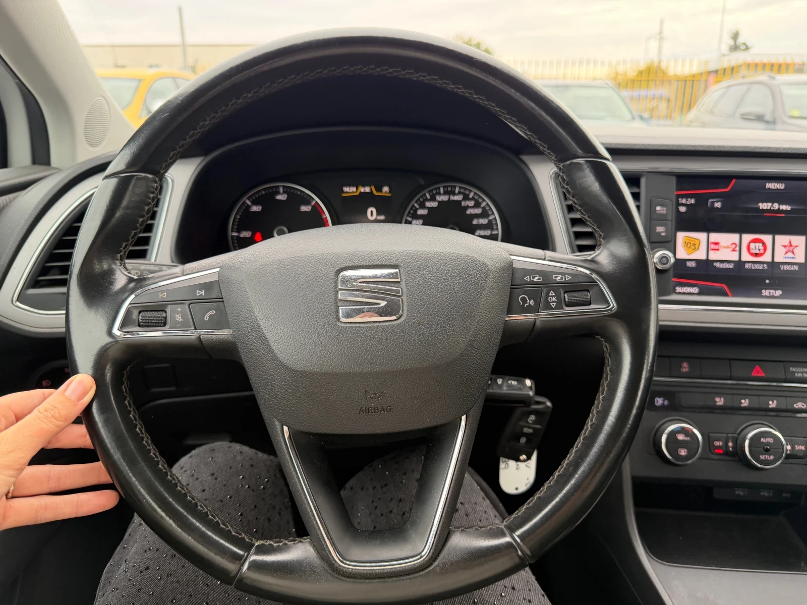 Seat Leon 1.6TDI 2017 euro6B 6 speed | Mobile.bg � ����������� 8
