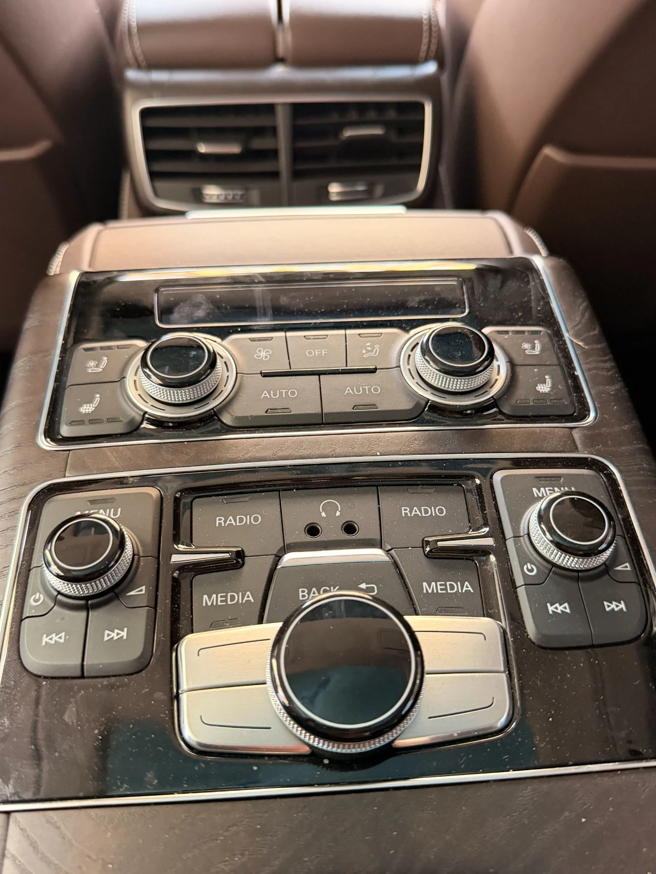 Audi A8 L, снимка 8 - Автомобили и джипове - 56707579