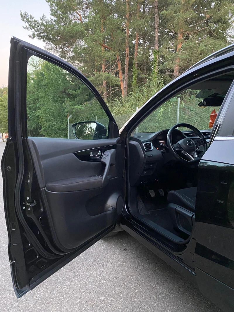 Nissan Qashqai, снимка 7 - Автомобили и джипове - 45022377