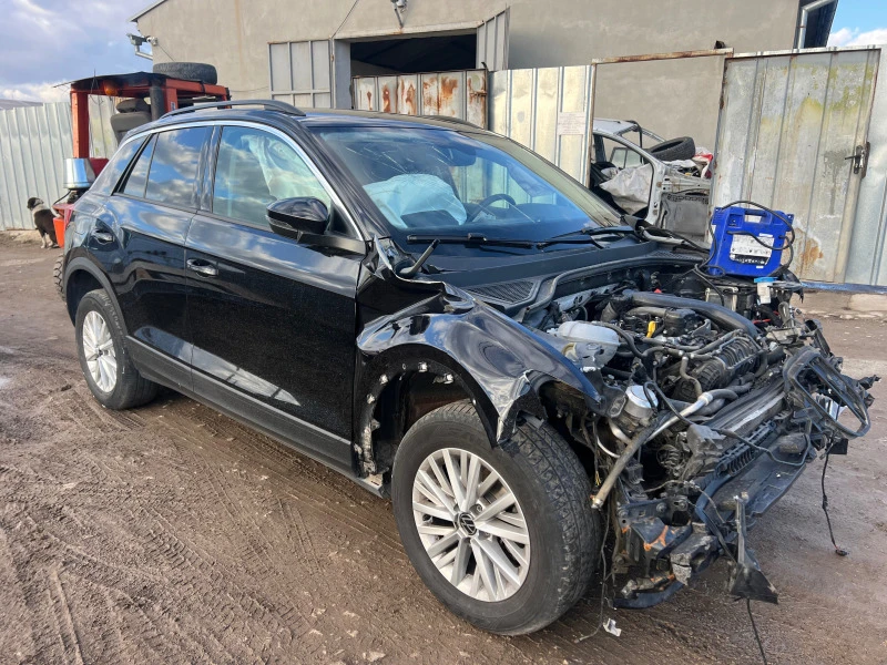 VW T-Roc 1.5TSI, снимка 4 - Автомобили и джипове - 42877838