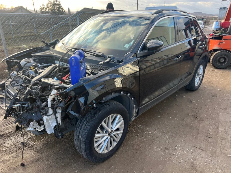 VW T-Roc 1.5TSI, снимка 3 - Автомобили и джипове - 42877838