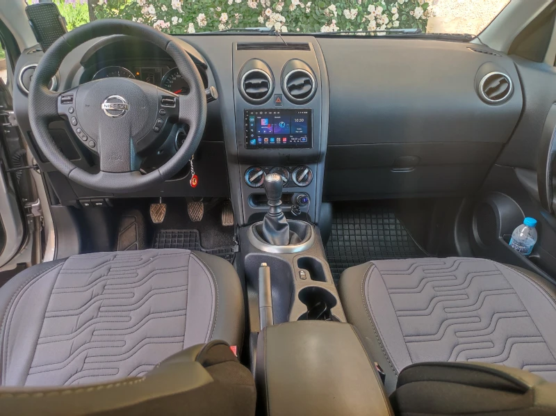 Nissan Qashqai 1.5 DCI, снимка 9 - Автомобили и джипове - 47125351