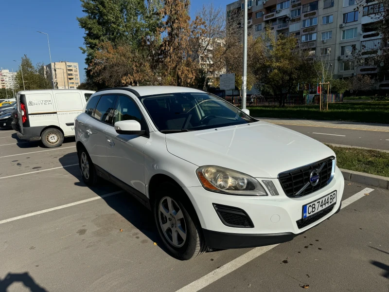 Volvo XC60, снимка 3 - Автомобили и джипове - 49556738