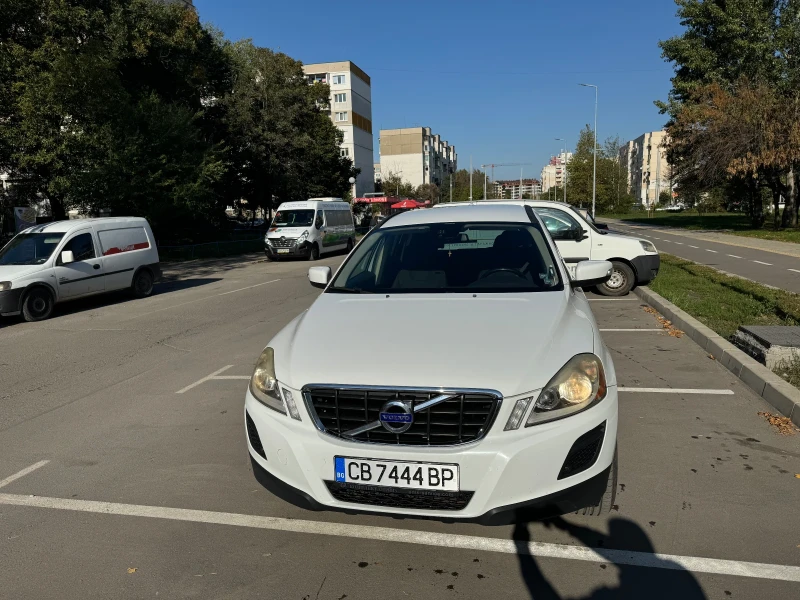 Volvo XC60, снимка 2 - Автомобили и джипове - 47697042