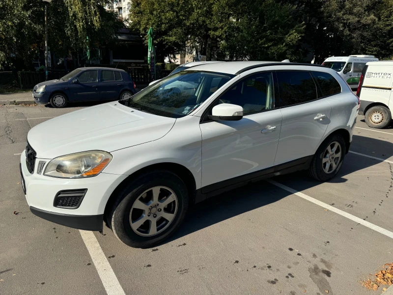 Volvo XC60, снимка 1 - Автомобили и джипове - 47697042