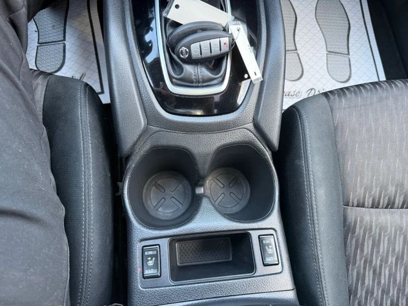 Nissan Rogue S AWD * АвтоКредит* (ЦЕНА ДО БГ), снимка 11 - Автомобили и джипове - 52675802