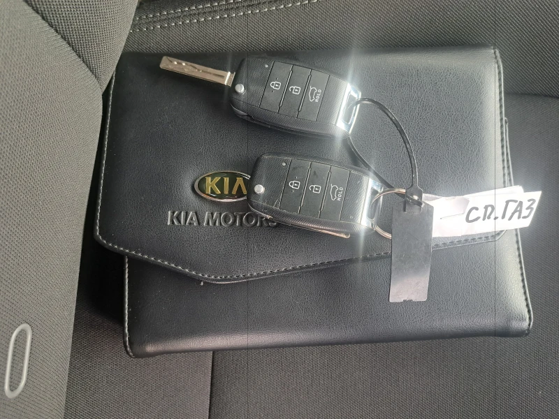 Kia Sportage ПРОДАДЕНА, снимка 17 - Автомобили и джипове - 52726717