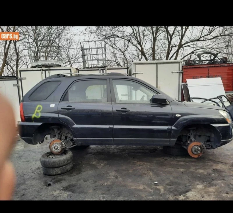 Kia Sportage 2.0i 16v, снимка 3 - Автомобили и джипове - 53034696