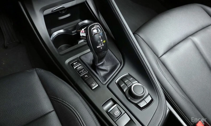 BMW X1, снимка 9 - Автомобили и джипове - 53110483