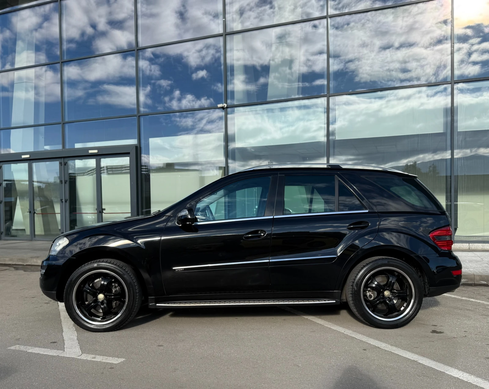 Mercedes-Benz ML 320 6 МЕСЕЦА ГАРАНЦИЯ/CDI Facelift 224к.с. Offroad - изображение 2