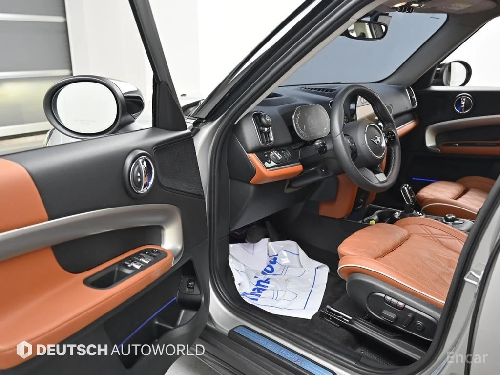 Mini Countryman S* ALL4* ПОДГРЕВ* КАМЕРА* ХЕДЪП* КЕЙЛЕС* , снимка 6 - Автомобили и джипове - 54580414