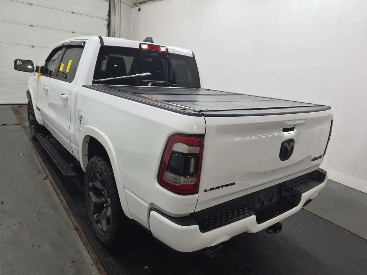 Dodge RAM 1500 * Limited * CARFAX * БЕЗ ПЪРВОНАЧАЛНА ВНОСКА, снимка 2 - Автомобили и джипове - 54701324