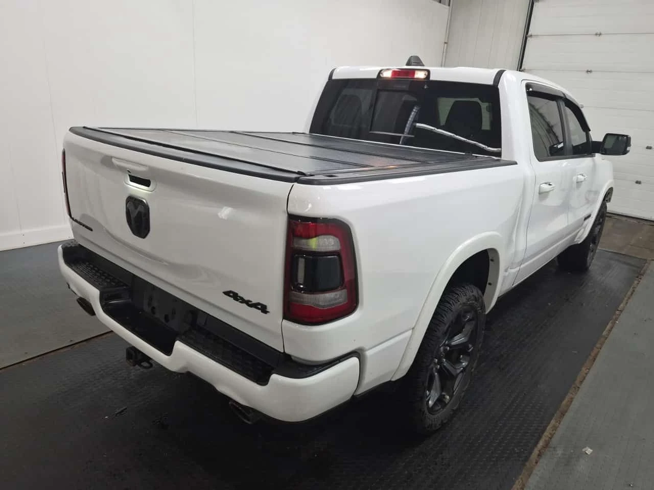 Dodge RAM 1500 * Limited * CARFAX * БЕЗ ПЪРВОНАЧАЛНА ВНОСКА, снимка 13 - Автомобили и джипове - 54701324