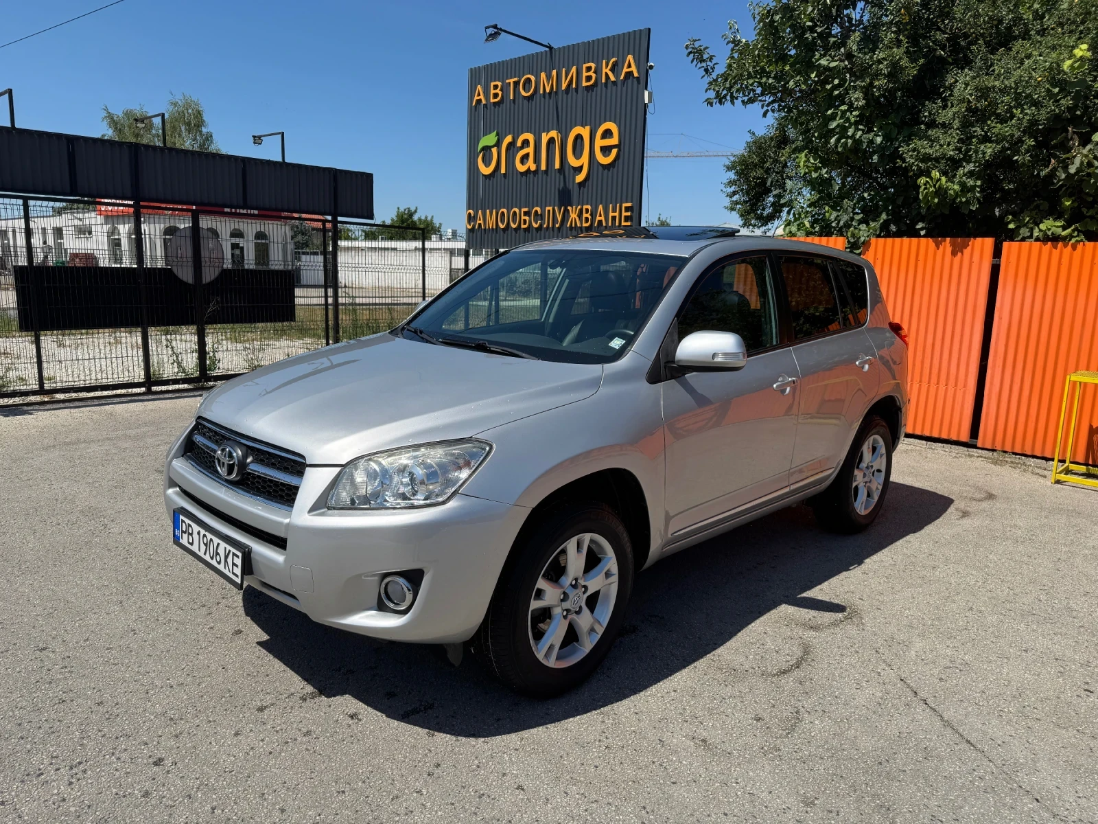 Toyota Rav4 Facelift FULL !, снимка 3 - Автомобили и джипове - 55422422