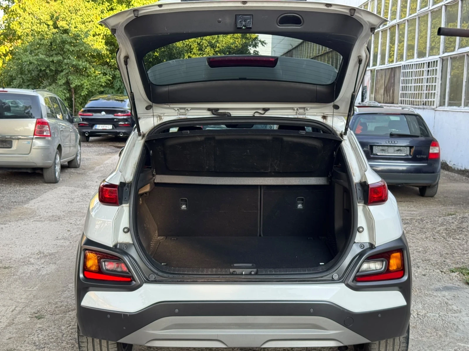 Hyundai Kona, снимка 10 - Автомобили и джипове - 55653089