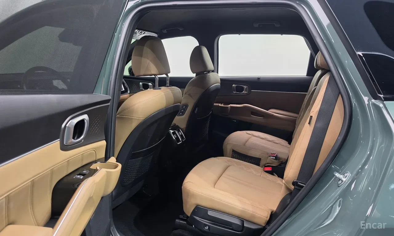Kia Sorento 2.2 DIESEL AWD / GRAVITY / 360 КАМЕРИ / ОБДУХ/, снимка 16 - Автомобили и джипове - 55752179