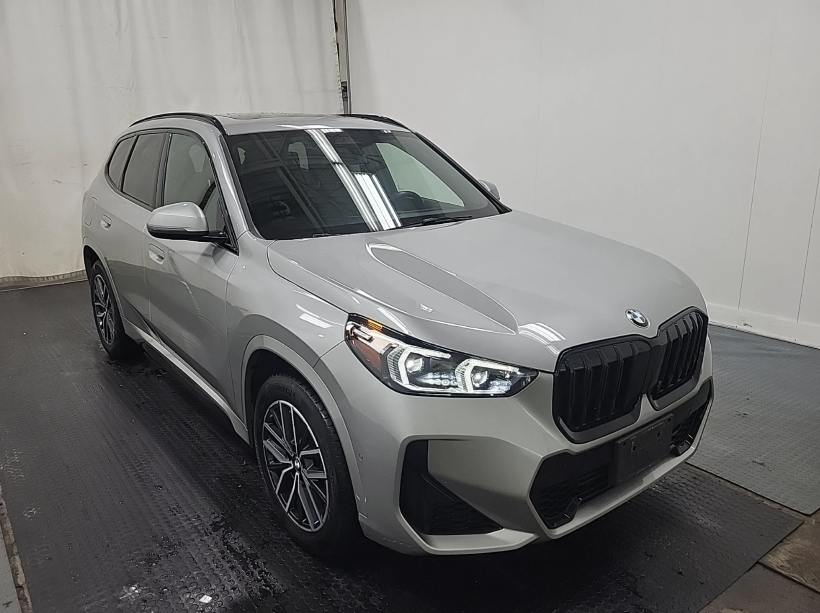 BMW X1 2023 BMW X1 XDRIVE28I, снимка 2 - Автомобили и джипове - 55789807