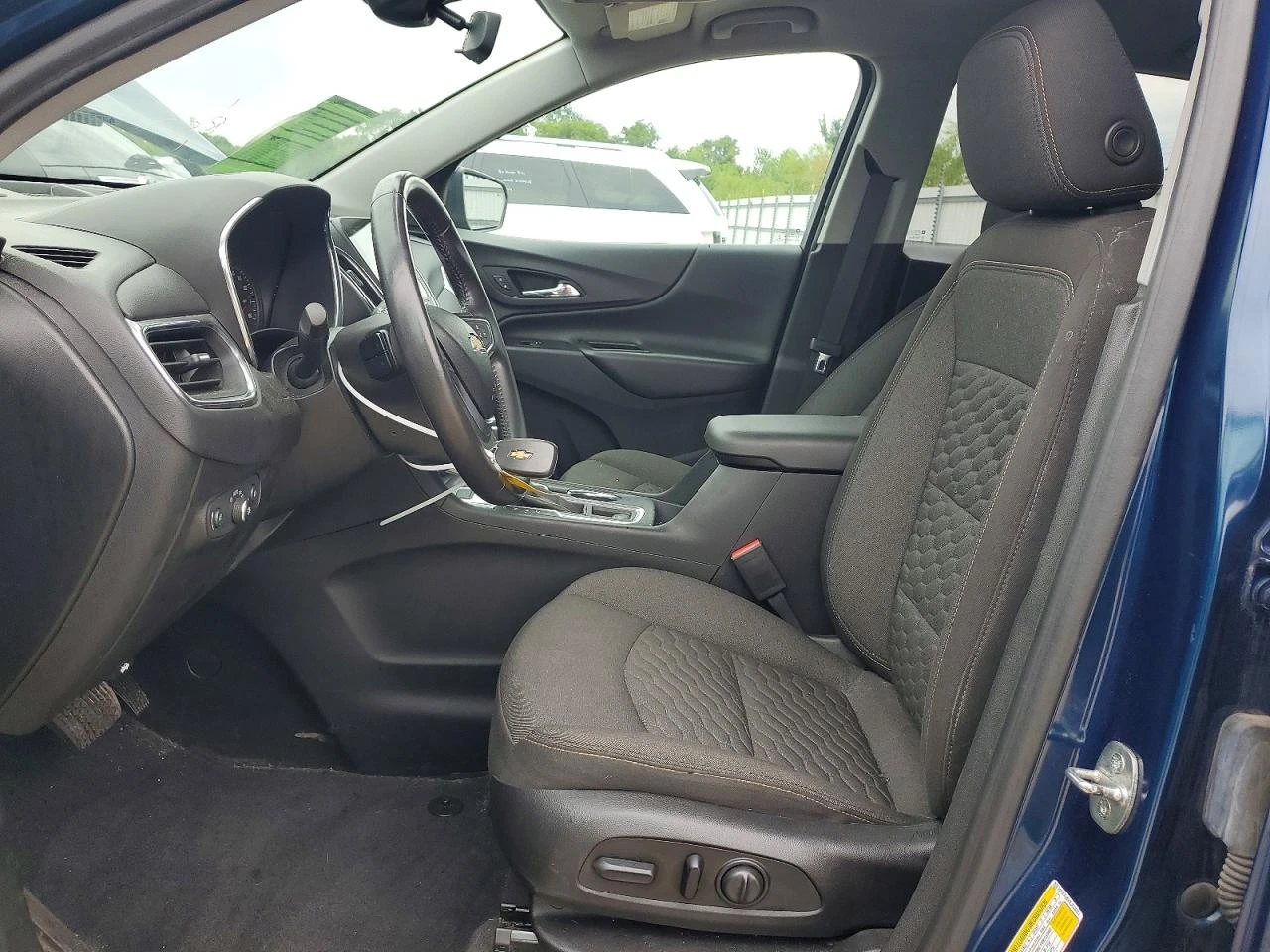 Chevrolet Equinox 1.5l Lt, снимка 7 - Автомобили и джипове - 56076055