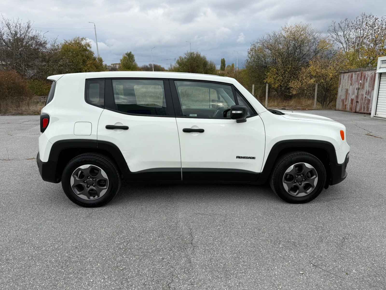 Jeep Renegade 1.6 M-jet 95��. 6��.  | Mobile.bg � ����������� 4