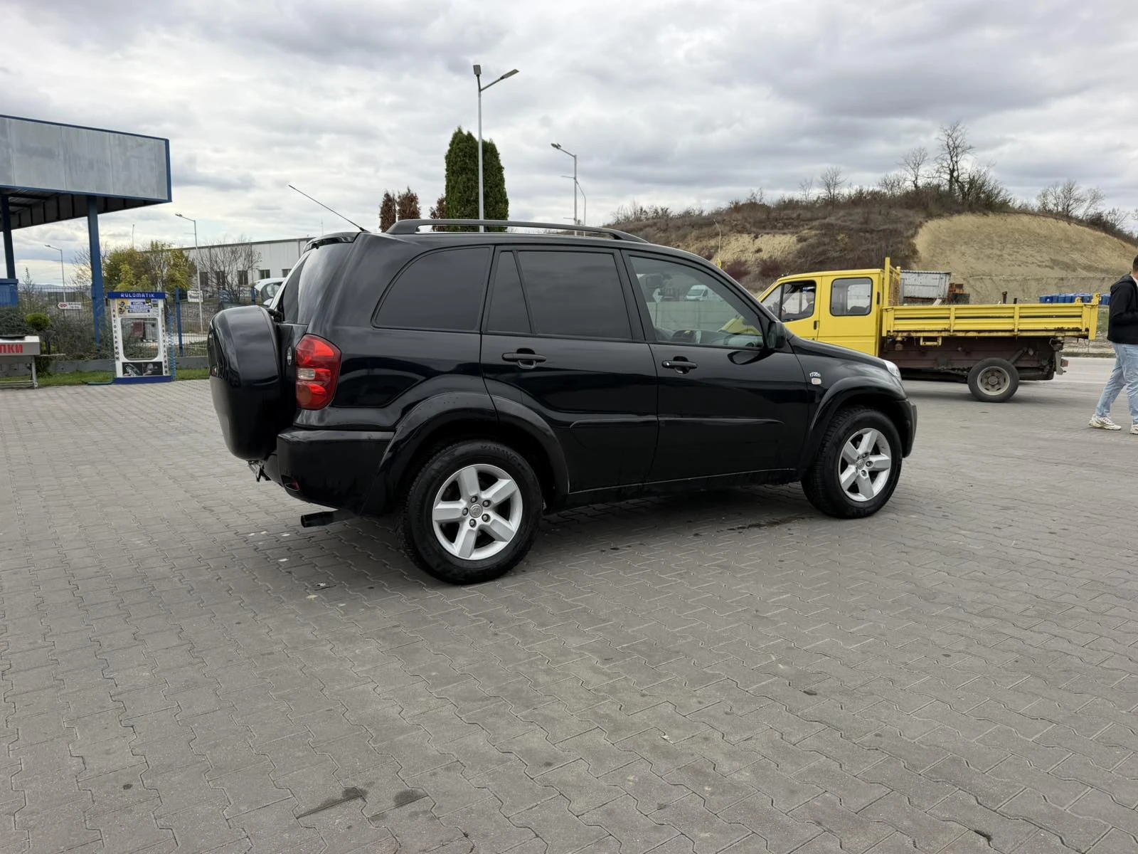 Toyota Rav4, снимка 4 - Автомобили и джипове - 56723643