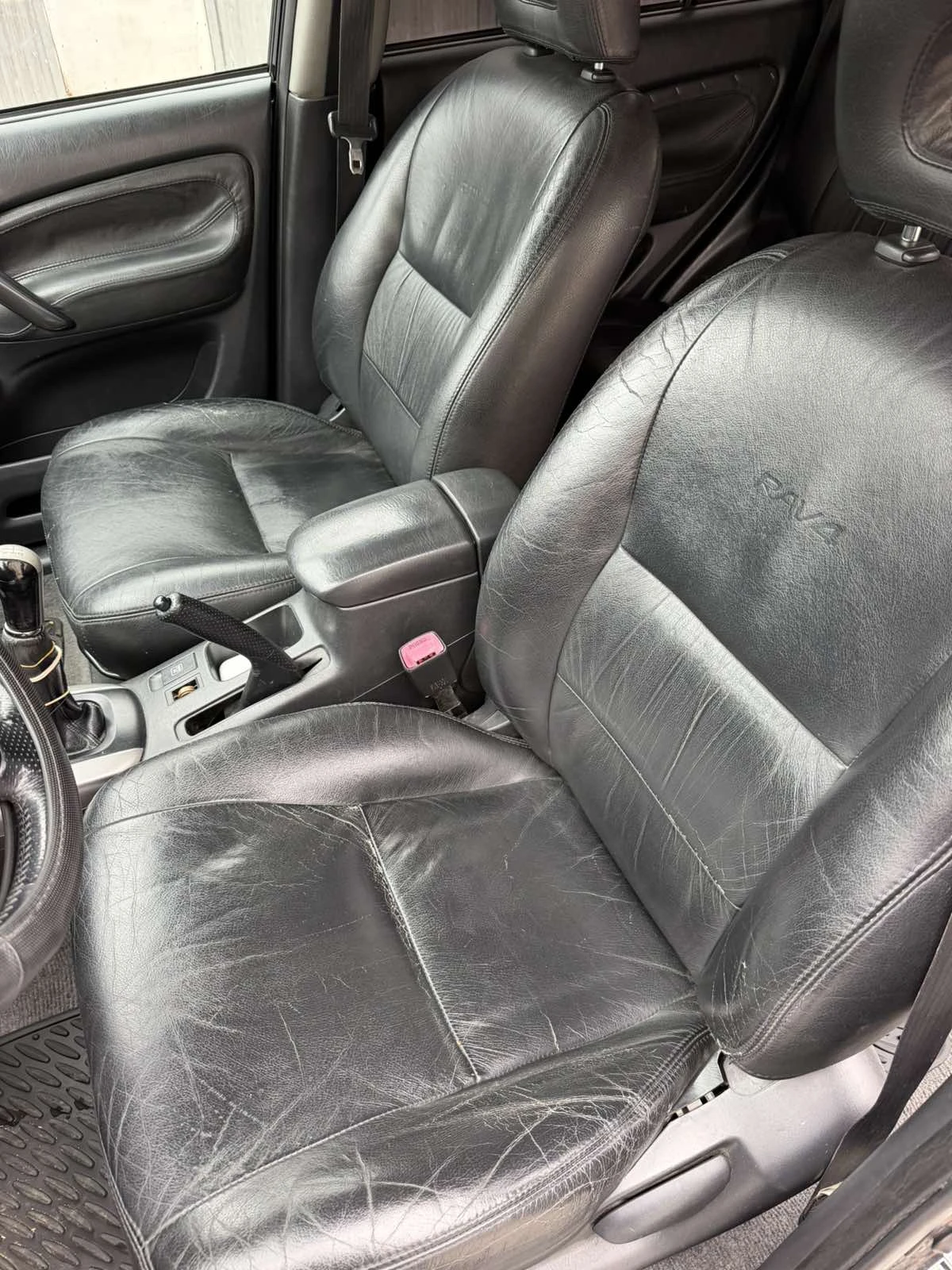 Toyota Rav4, снимка 12 - Автомобили и джипове - 56723643