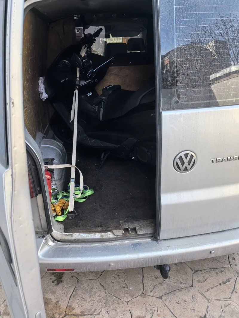 VW T5 2.5TDI 4+ 1, снимка 10 - Бусове и автобуси - 49143392