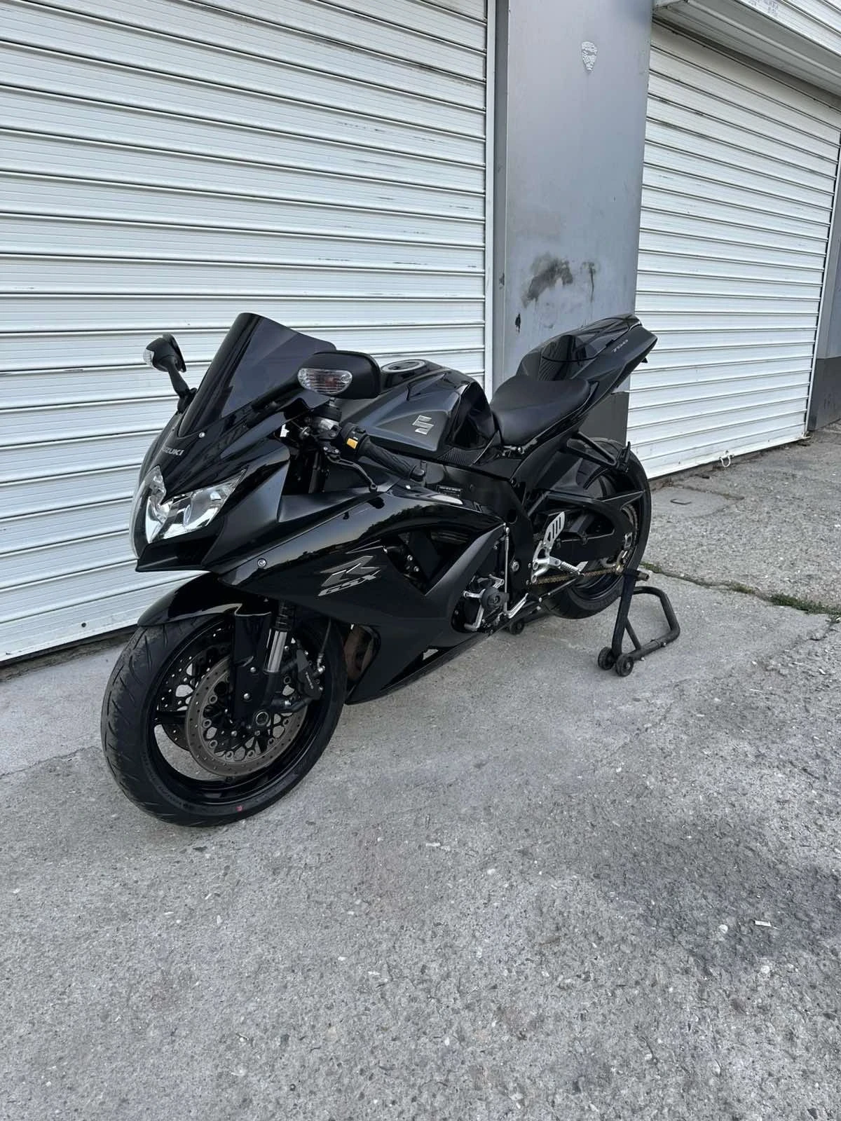 Suzuki Gsxr 750 K9 - изображение 5