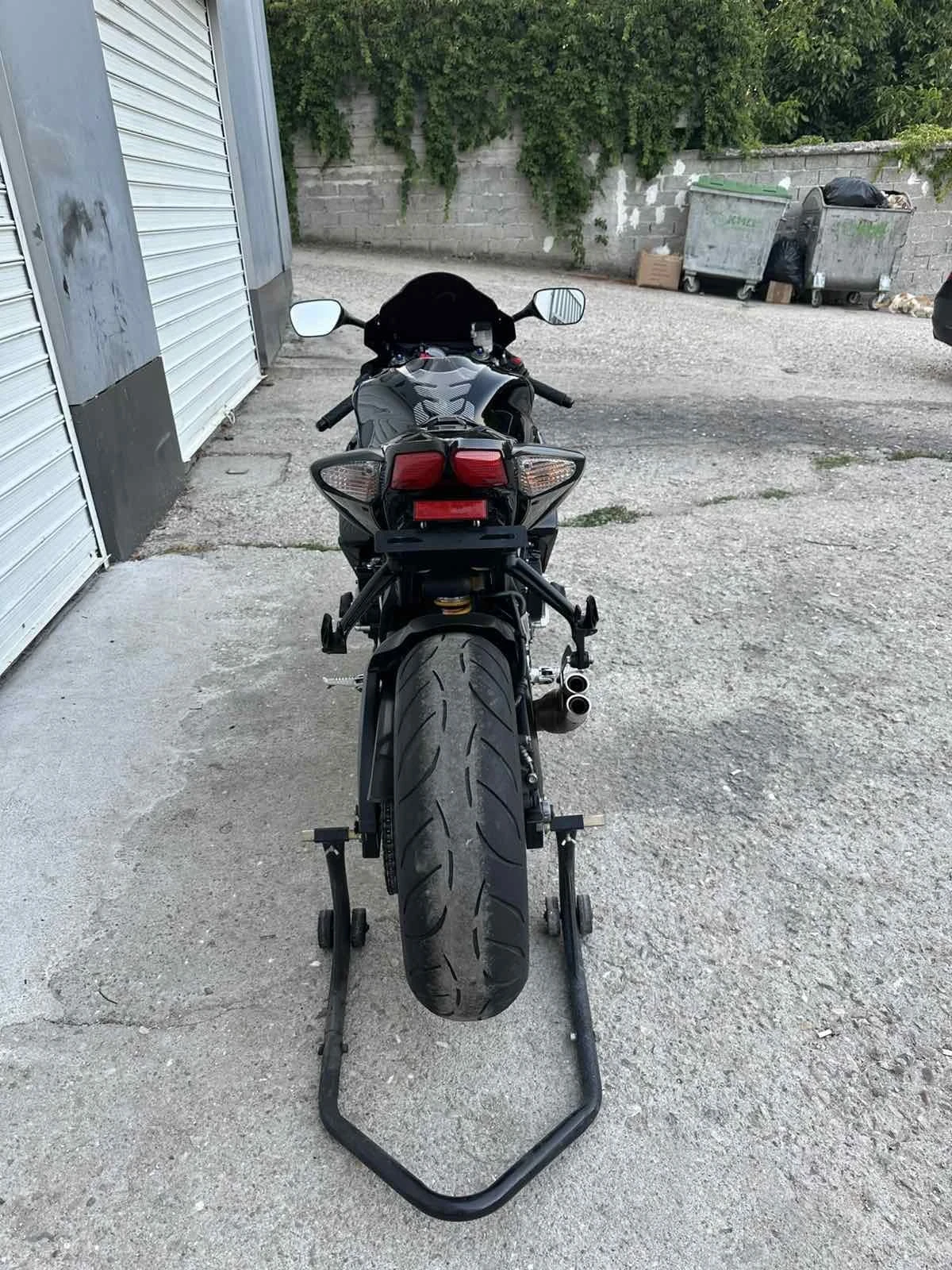 Suzuki Gsxr 750 K9 - изображение 7
