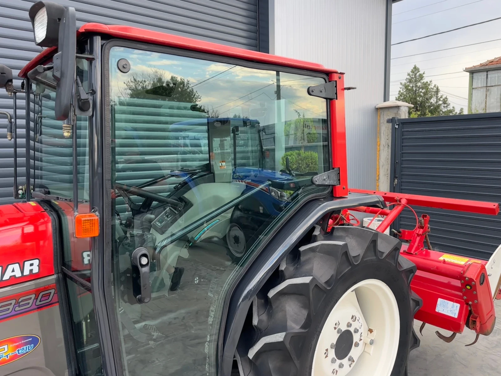 Трактор Yanmar US330 465мч. КАТО НОВ! - изображение 10
