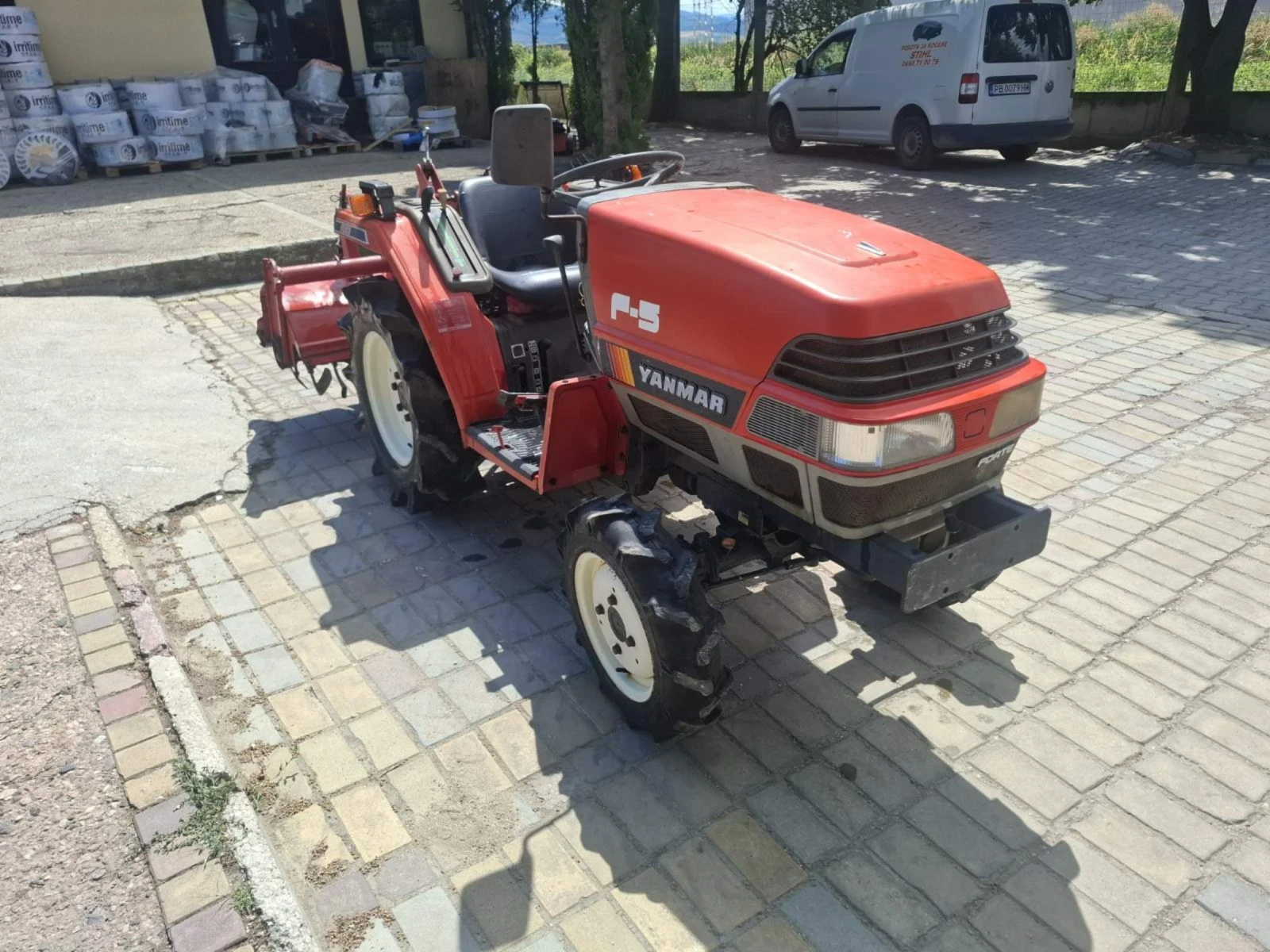 Трактор Yanmar F 5