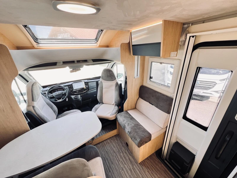 Кемпер ROLLER TEAM Kronos 285 TL mod.2026 KЛИМАТИК WEBASTO , снимка 9 - Каравани и кемпери - 51781335