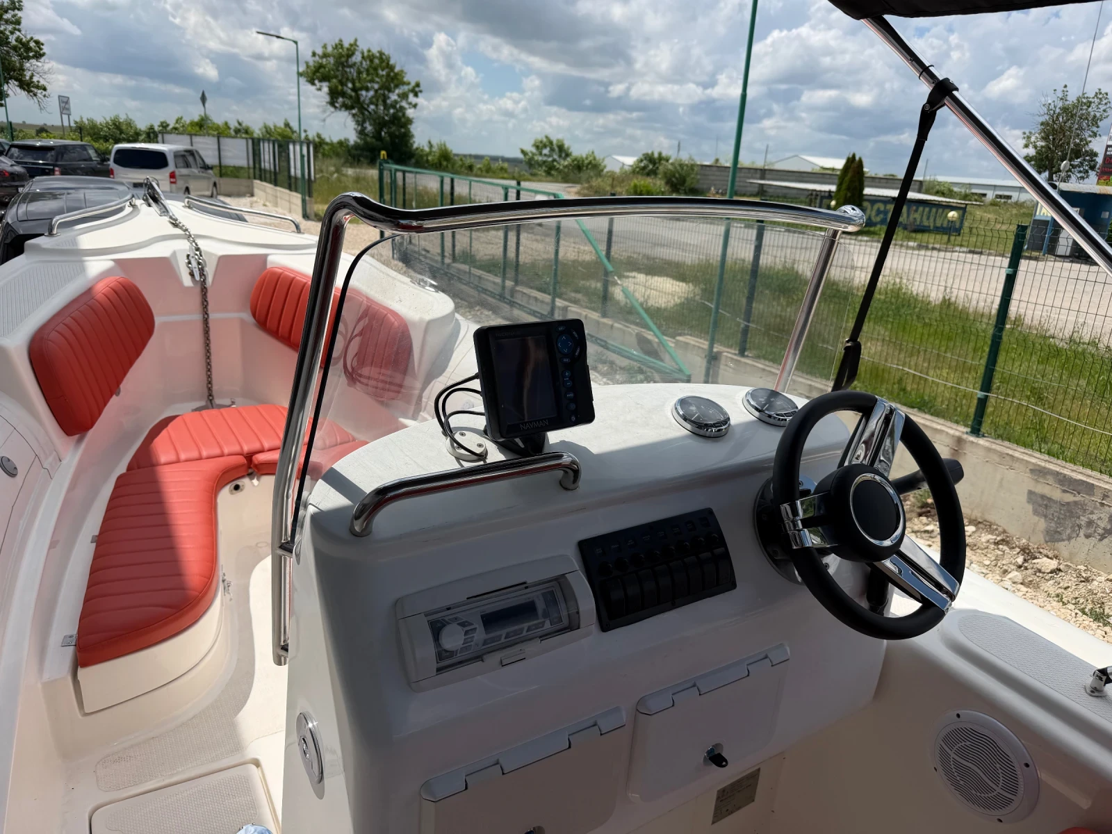 Надуваема лодка A.G.A. Marine 640 Spirit 200 k.c Mercury , снимка 11 - Воден транспорт - 54974094