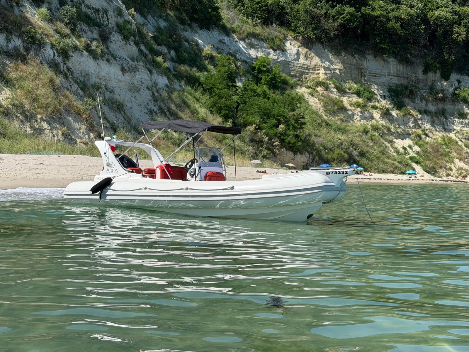 Надуваема лодка A.G.A. Marine 640 Spirit 200 k.c Mercury , снимка 12 - Воден транспорт - 54974094