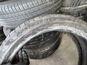 Гуми Летни 225/40R19, снимка 7 - Гуми и джанти - 49414451