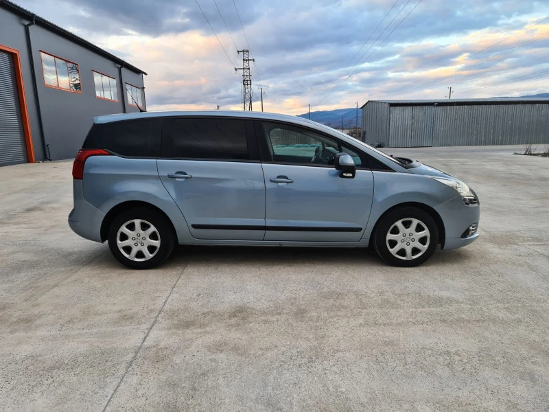 Peugeot 5008 1.6 HDI, снимка 7 - Автомобили и джипове - 47089902