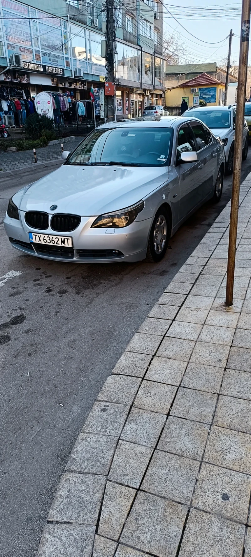 BMW 525, снимка 1 - Автомобили и джипове - 48923355