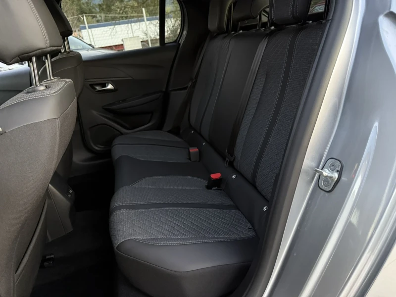 Peugeot 208 New!!! Hybrid 101hp SALE, снимка 15 - Автомобили и джипове - 50227886