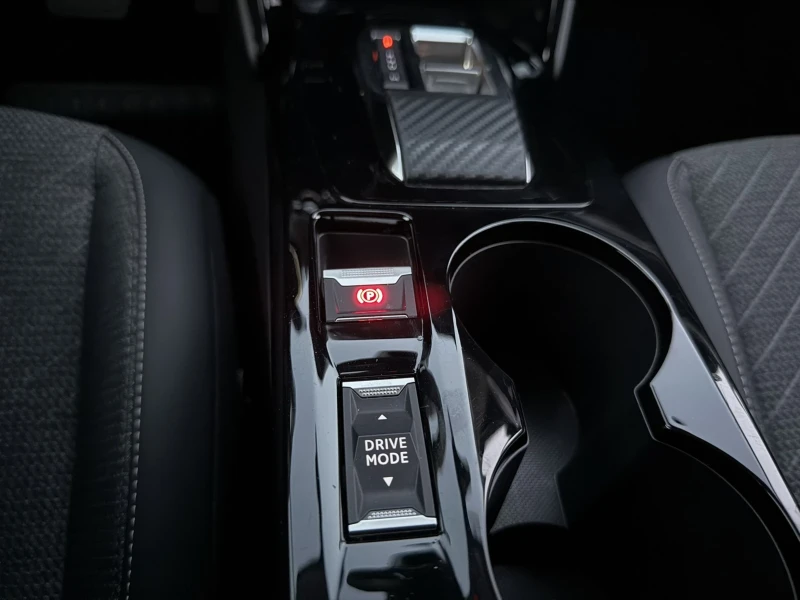Peugeot 208 New!!! Hybrid 101hp SALE, снимка 10 - Автомобили и джипове - 50227886