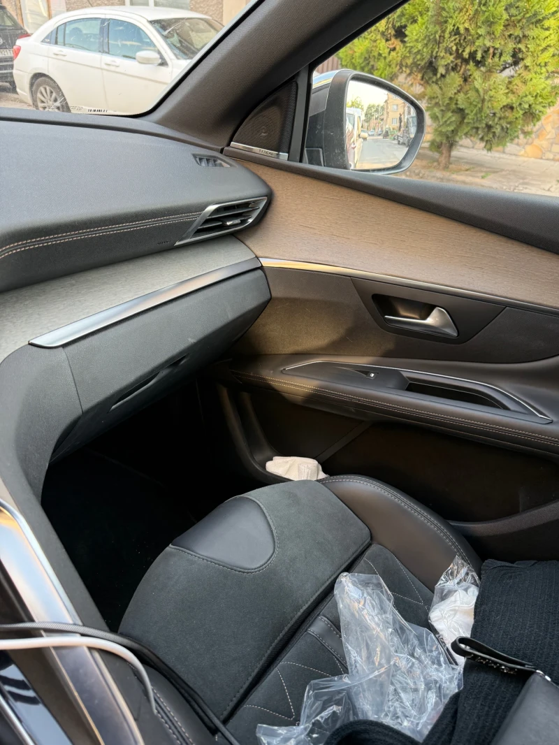 Peugeot 3008, снимка 8 - Автомобили и джипове - 52285749
